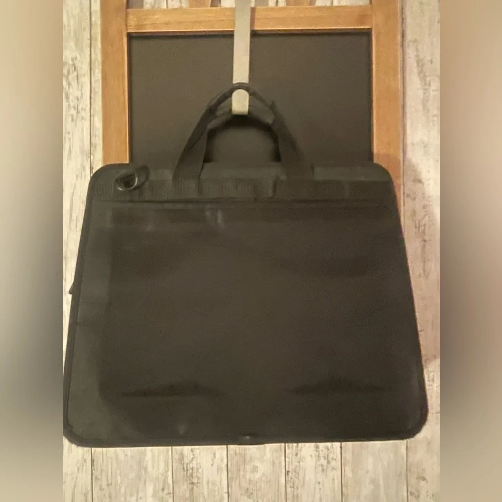 IBM Think Pad Black Canvas Messenger Bag 16